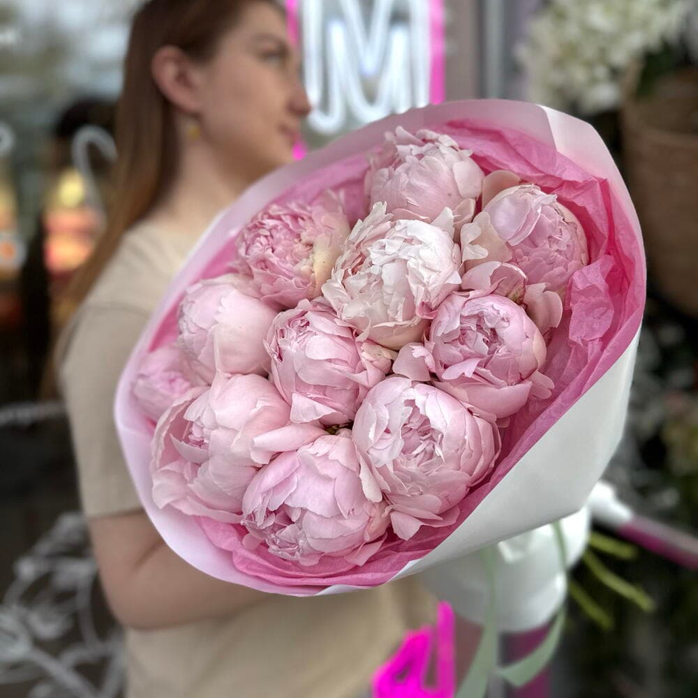 «Розовый дофамин» 🌸 — 11 премиальных пионов — фото 1