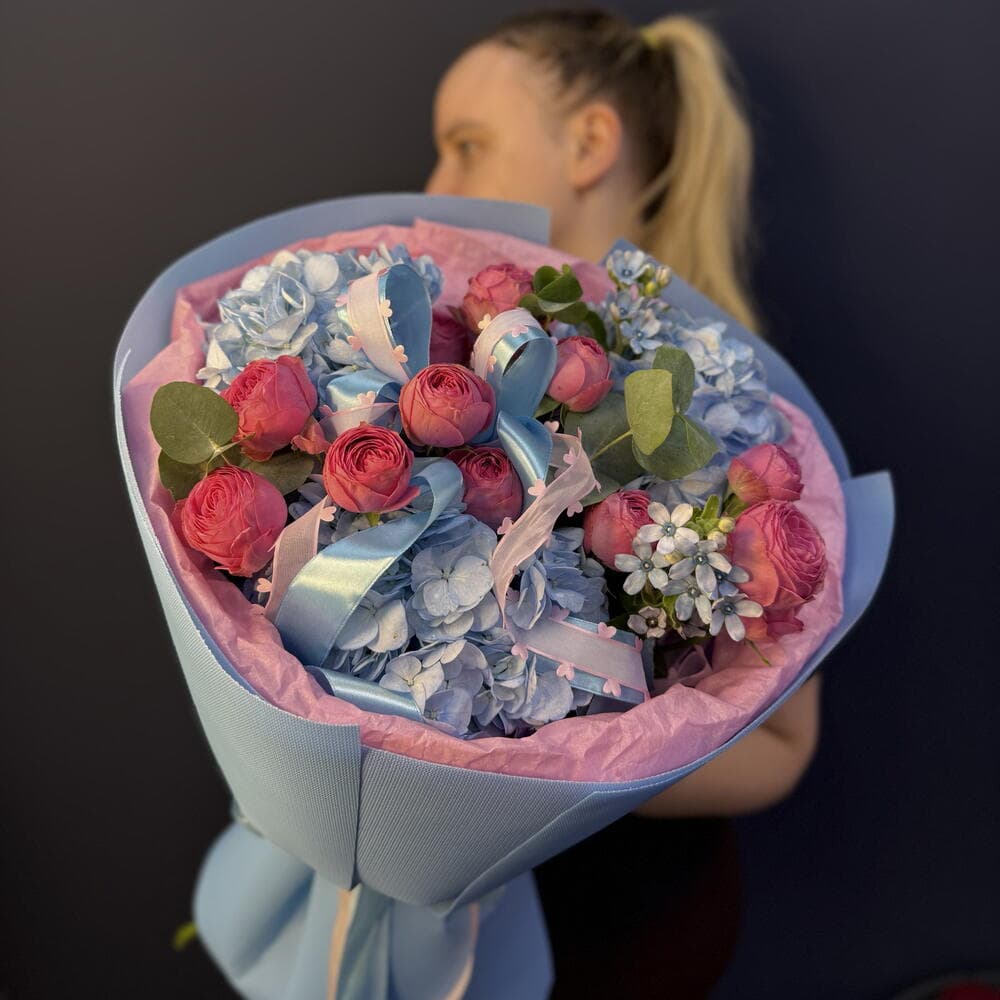 «Дофаминовый дуэт💗» с пионовидной розой, гортензией и эвкалиптом — фото 2